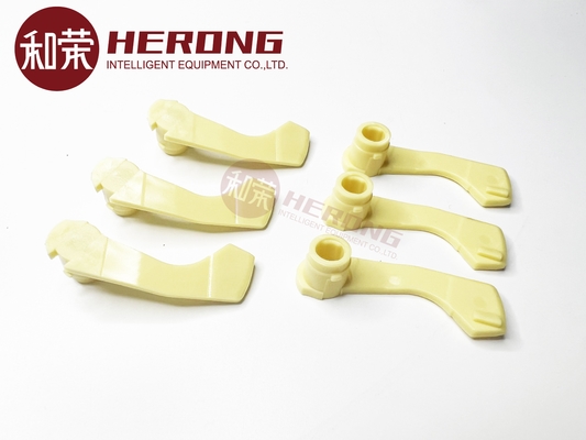 Wincor CMD-V4 Dispenser Module Accessory Plastic Lock Prawe ucho 1x1